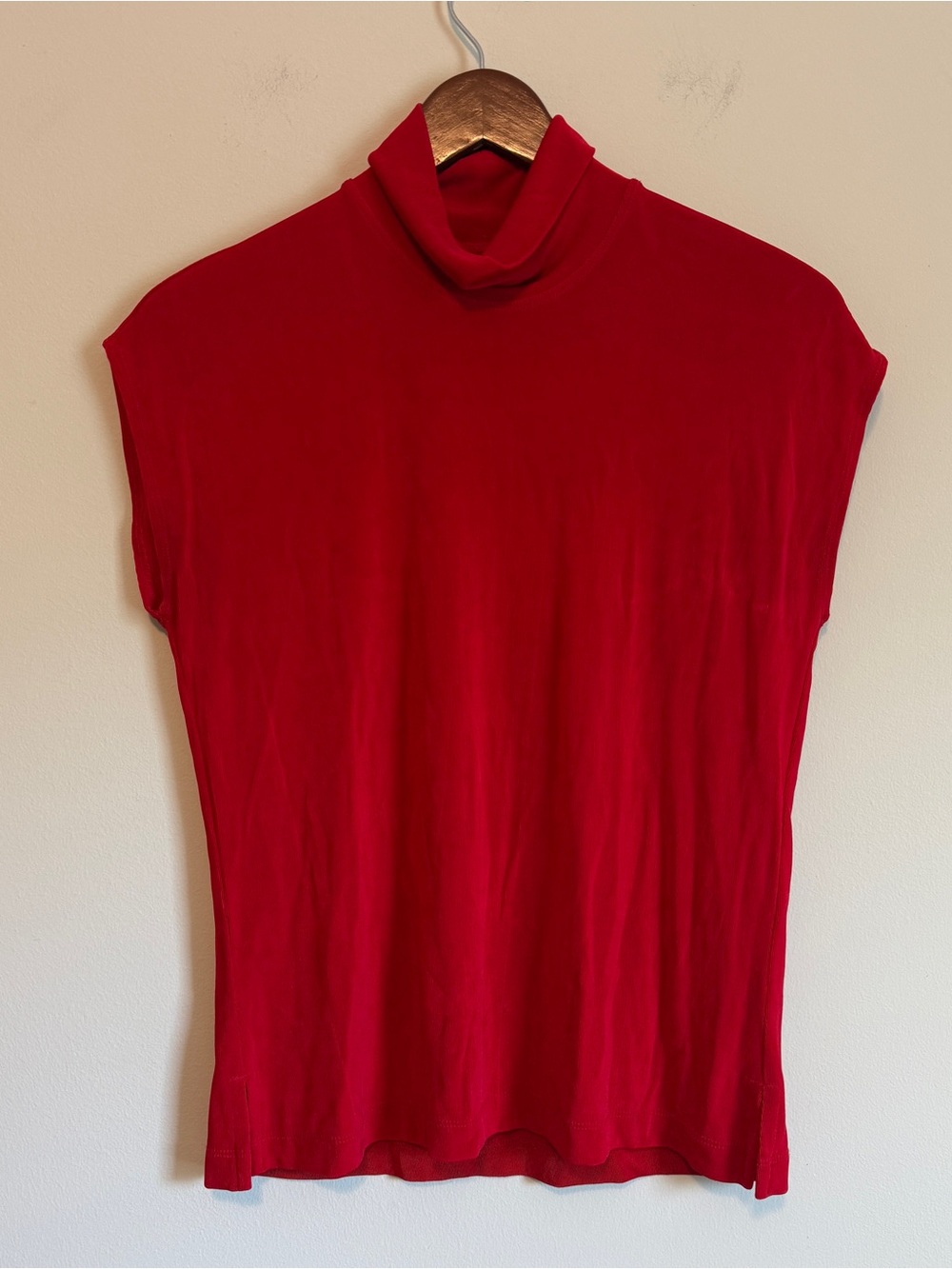 Chico’s Travelers Red Tank Top Women S/M Slinky Drape Minimalist Chic Staple 90s